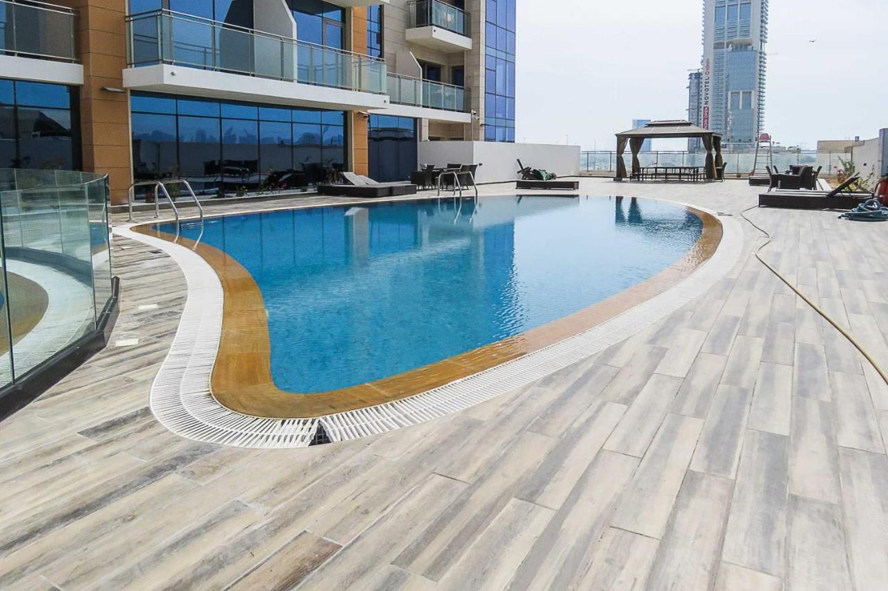 Oyo 860 Studio Apartment, Maya Tower 4, Jumeirah Village Triangle Dubai Exterior foto
